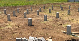 Фундамент на забивных жб сваях под ключ в Мурманске - фундамент из забивных железобетонных свай цена от 3170 руб/м2